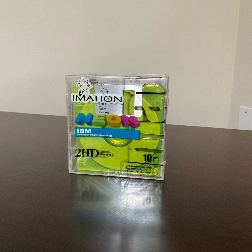 2HD Neon Diskettes (10) IBM Formatted - Picture 2 of 4
